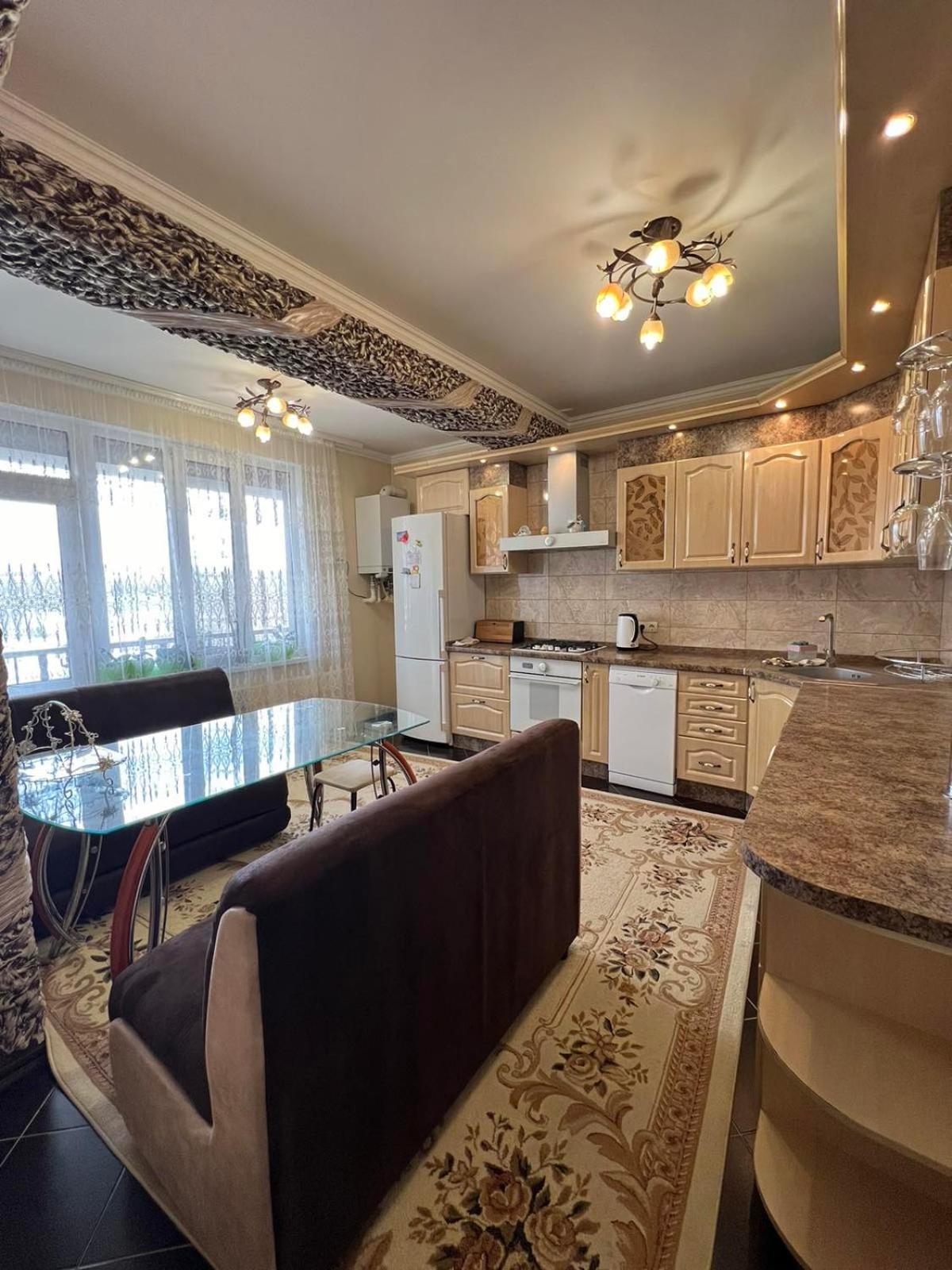 Gold Rose Apartament Kişinev Dış mekan fotoğraf